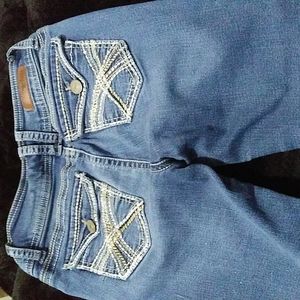 Wallflower jeans siz1